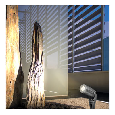 DC 24V 10W Led Spot Spike Yard Light RGBW 4in1 Iluminação externa portátil à prova d'água